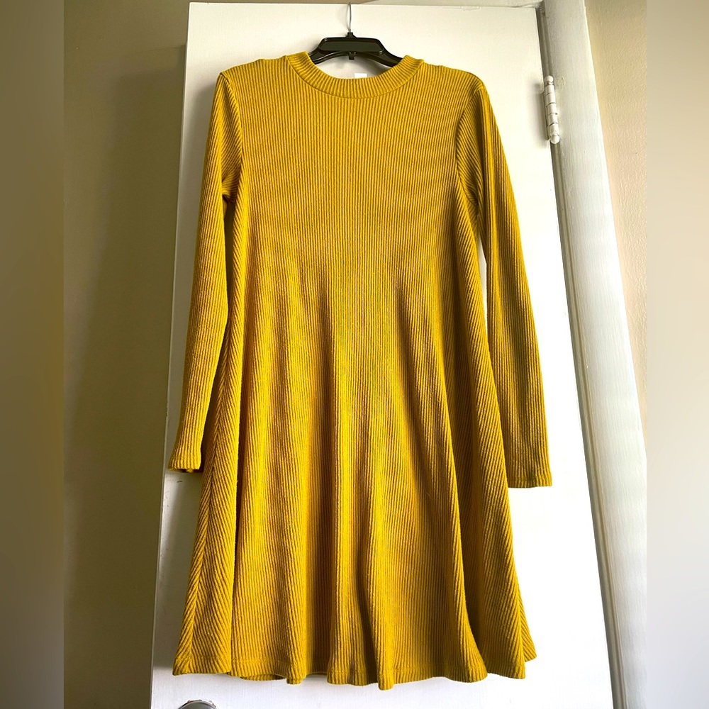 Mustard yellow long sleeve dress